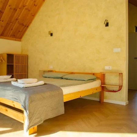 Tatil Evi Lasownia Dom Dzieciol