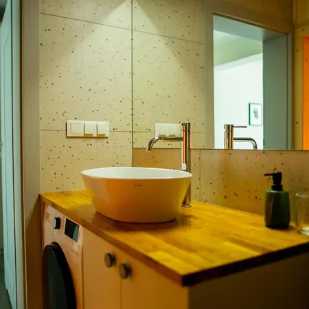 別荘 Lasownia Dom Dzieciol *