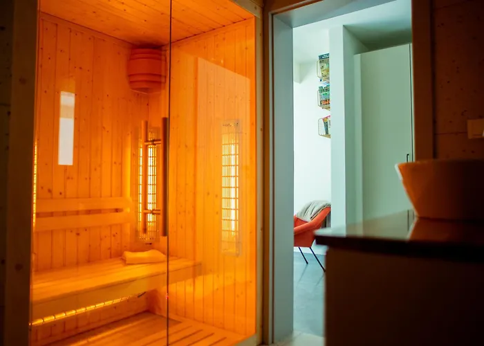 Lasownia Dom Dzieciol * Wielecin