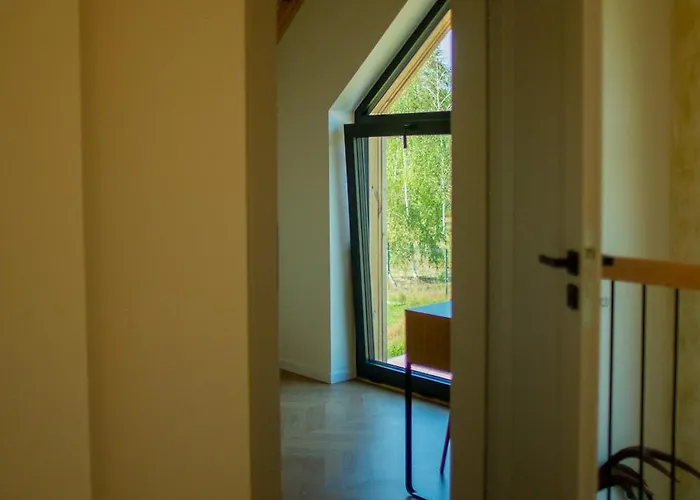 Lasownia Dom Dzieciol * Wielecin