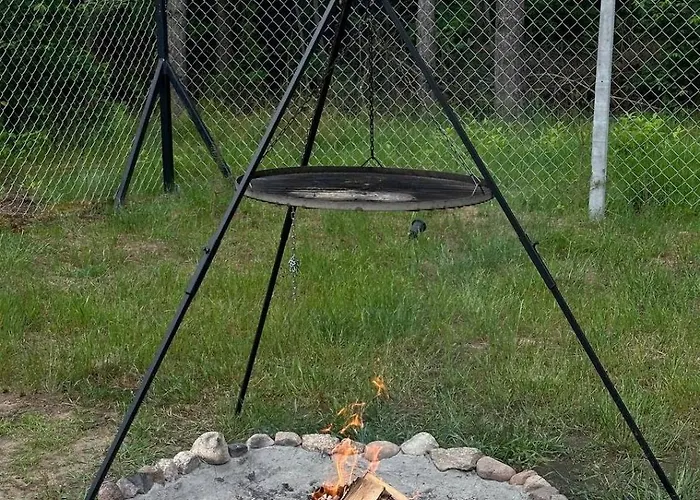 Lasownia Dom Dzieciol Дом отдыха Wielecin